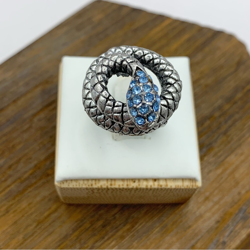 NEW silver tone coiled snake blue rhinestone head statement cocktail Ring sz 6